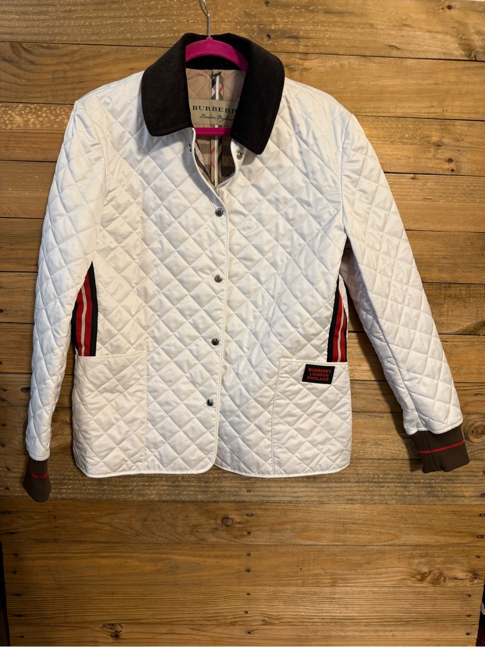 Burberry White Quilted Utility Jacket with Dark Contrast Collar